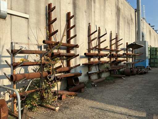 Überbleibsel von hohlen und massiven Patronen