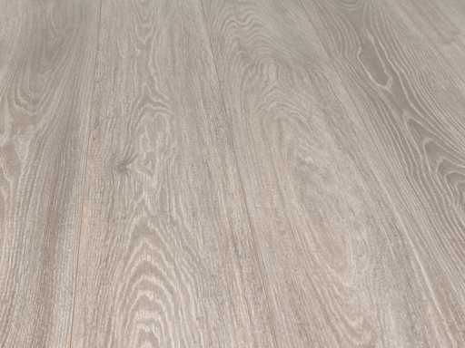 136 m2 deska laminowana – 1383 x 193 x 7 mm