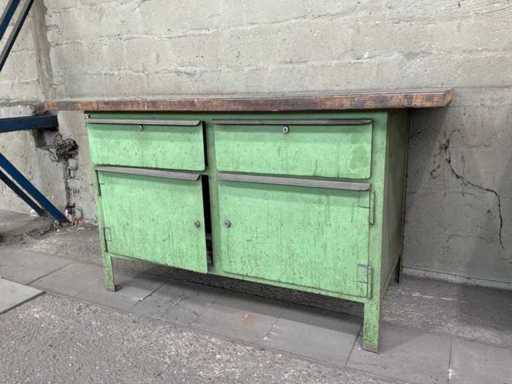 Banco da lavoro in acciaio