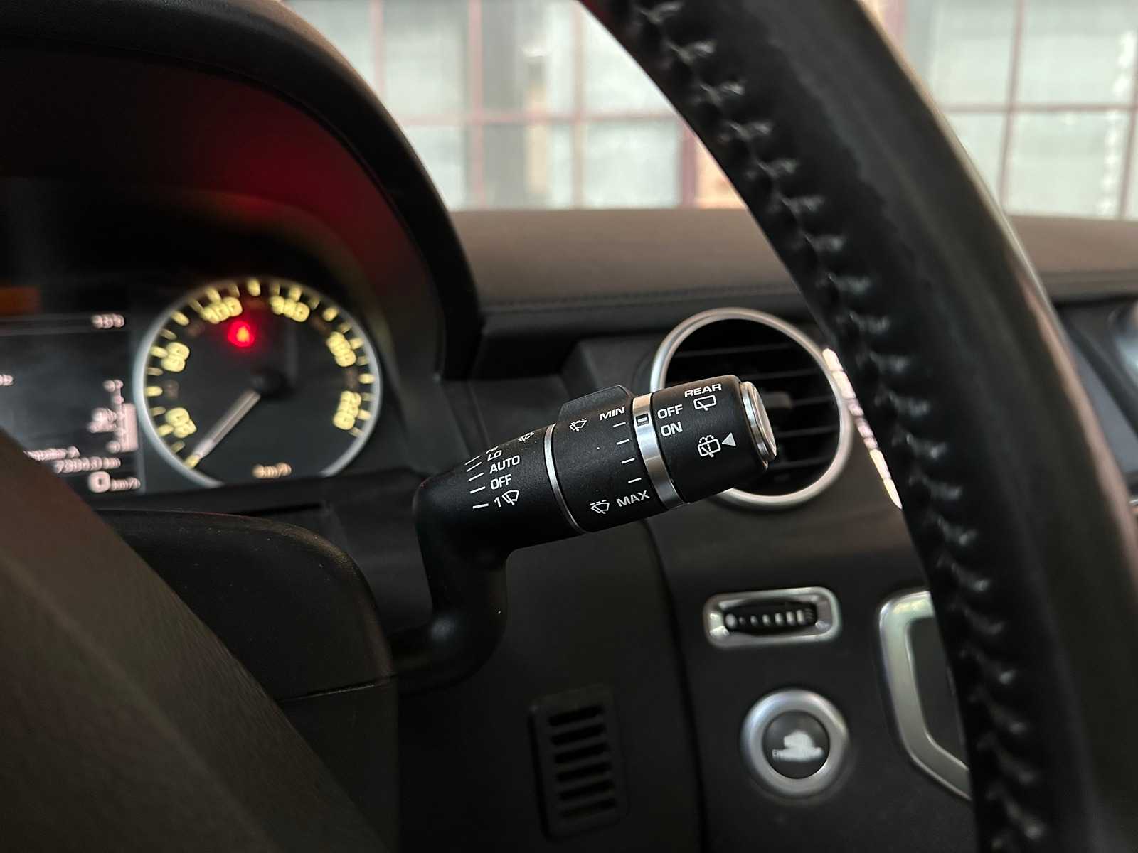 Land Rover Discovery 4 3.0 SDV6 SE HSE 256pk 2015, VNJ-87-T Bedrijfswagen