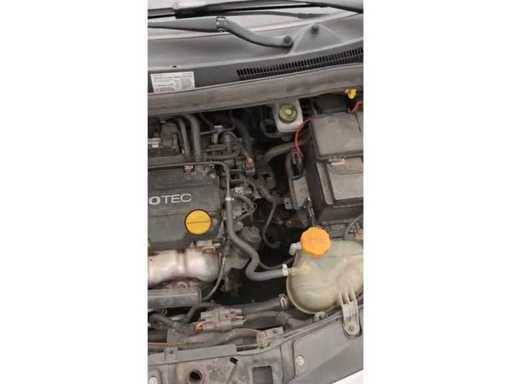 Opel%2520corsa%252042-GXS-5.mp4