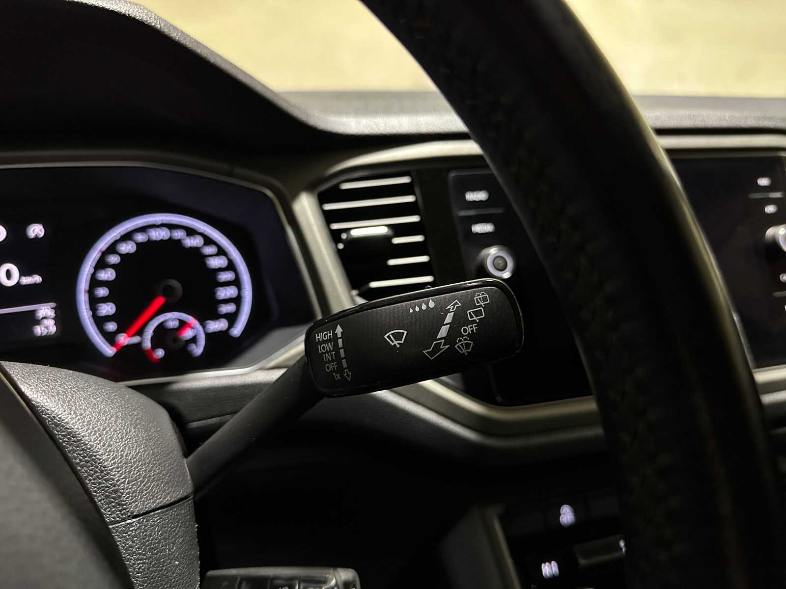 Volkswagen T-Roc 1.0 TSI Style Business 116pk 2020 (Origineel-NL), H-006-NL