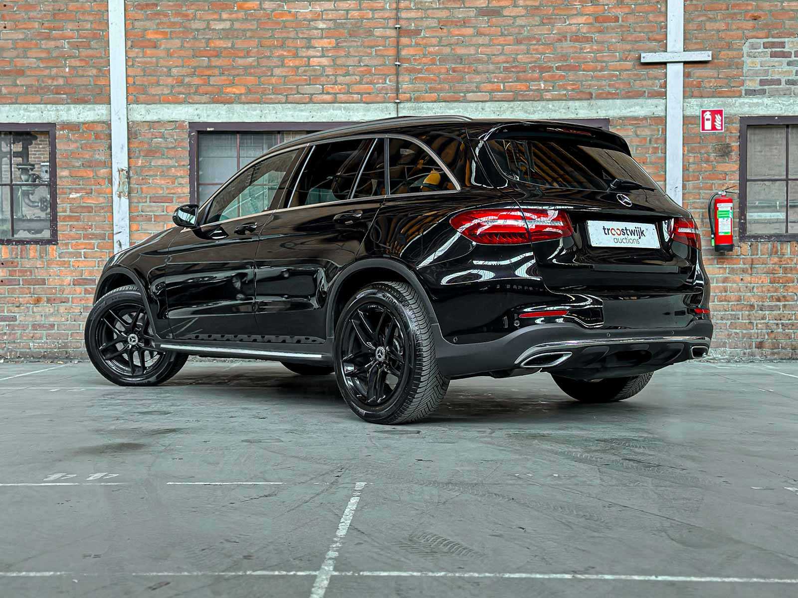 Mercedes-Benz GLC220 d 4Matic Edition 1 AMG 170pk 2016 GLC-klasse, RX-422-X