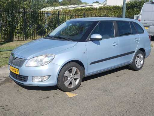 Skoda - 2010 - Fabia Combi - 1.2 TDI Greenline - 02-NHN-4