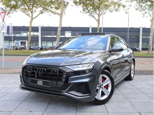 Audi Q8 55 TFSI e Quattro S-Line Automatic 380HP 2023