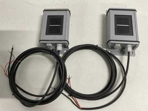 solar irradiance sensors (2x)