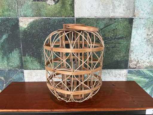 Lantern rattan