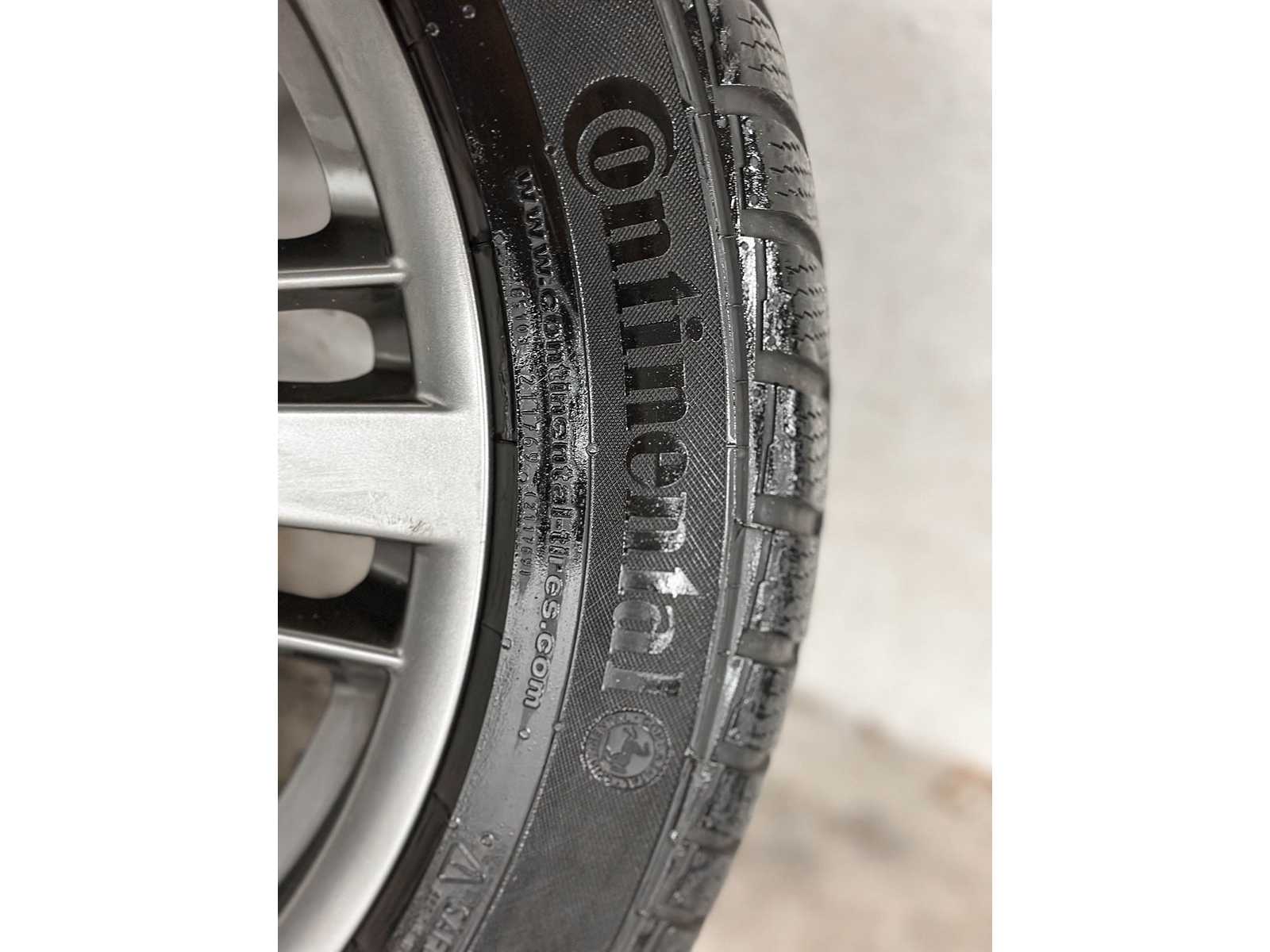 Porsche wielen set (Winterbanden) R19 Continental