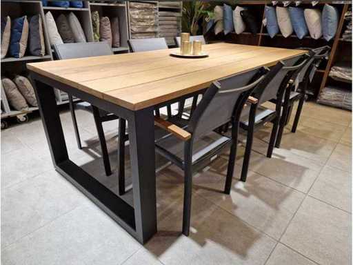 Castle-Line - Teak Tuintafel Utopia 220 x 100cm Blad Brede Planken