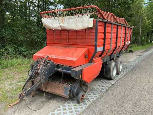 1984 Deutz Fahr K570 opraapwagen
