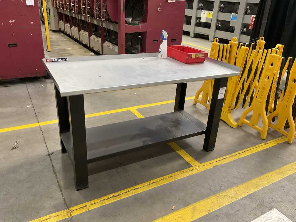 Metalowy stół warsztatowy Facom