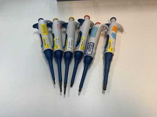 BIOHIT Pipettes (6x)