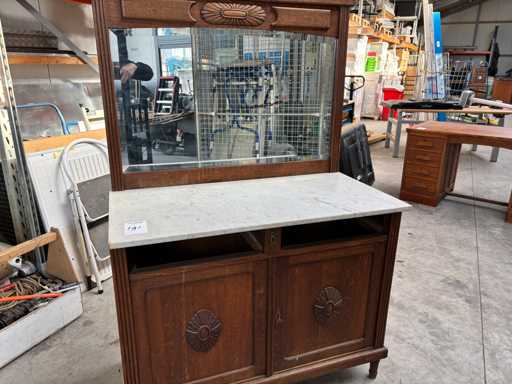 Coiffeuse nostalgique