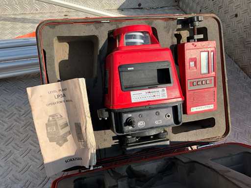 Laser budowlany Sokkisha LP3A