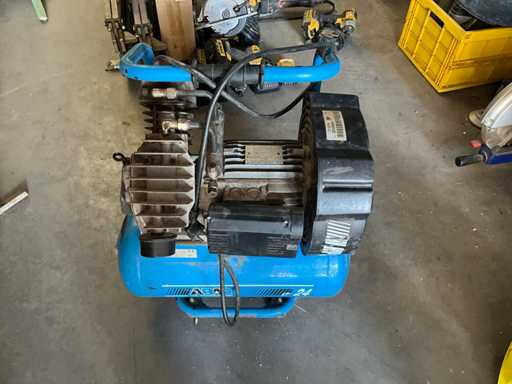 ABAC 90L4A - Compresseur d’air