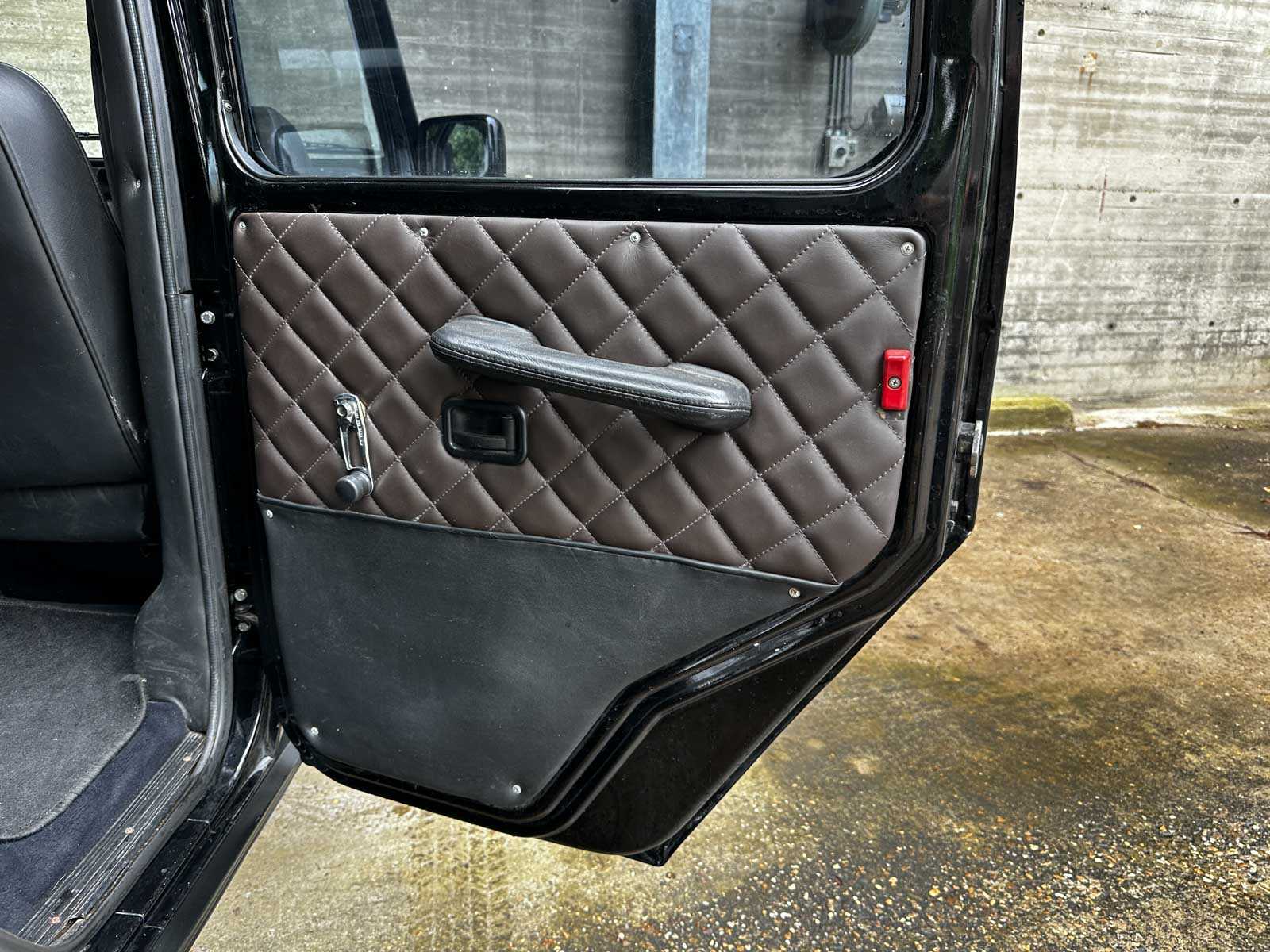 Mercedes-Benz G230 GE 125PK 1983 G-klasse, 66-HBN-1 OLDTIMER