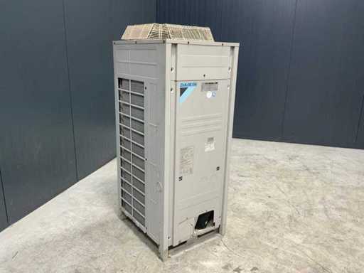 2014 Daikin ERQ125A7W1B Chiller