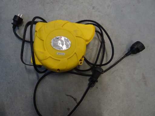 Brennenstuhl - KT A92 V315 DE - Wandstroomhaspel