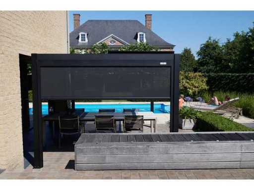 SolidCube - 4m Screen for patio cover - Electric