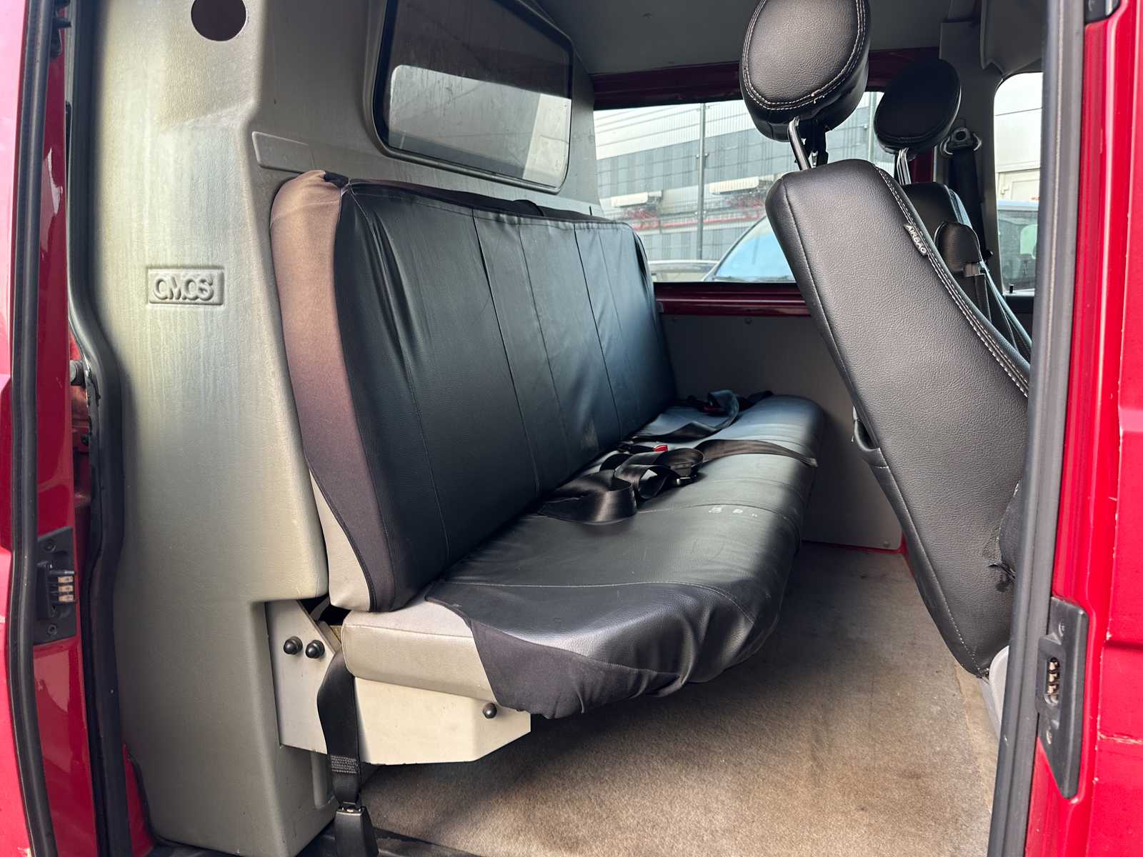 Volkswagen Transporter 2.5 TDI 300 Bud.DC 131pk 2005, 93-BT-SN Youngtimer