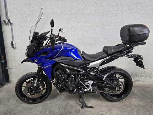 Scooters, motorcycles and e-bikes