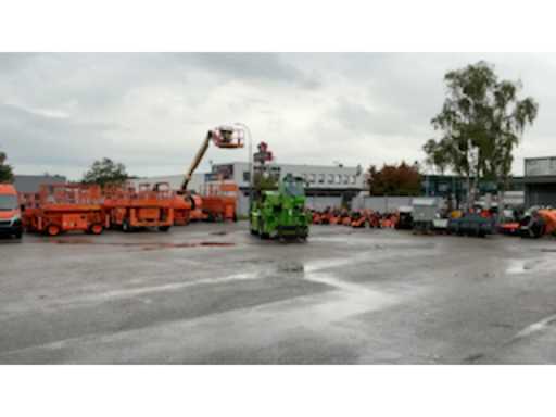 984c1970-a6b0-4c93-bb59-8650d37e95f6.mp4