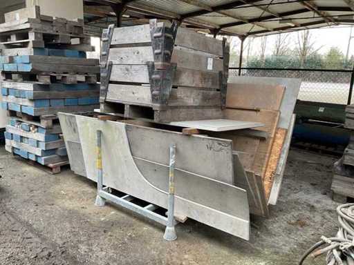 Partij divers hout- en plaatmateriaal