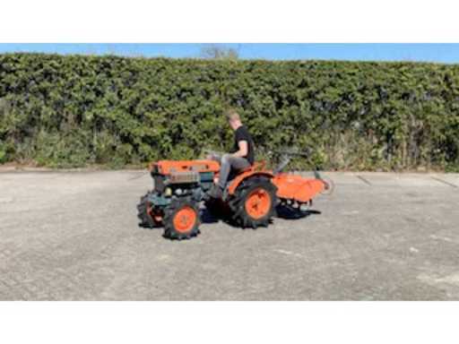 ad1080ca-5c15-461a-84a5-d664708d6452.mp4