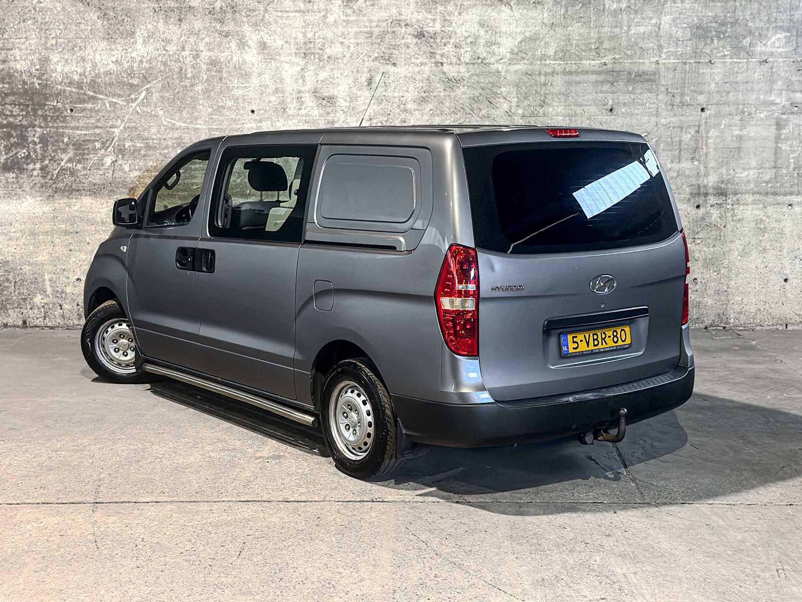 Hyundai H-1 H 300 2.5 CRDi Dynamic Dubbel Cabine 168pk 2009 (Origineel-NL), 5-VBR-80