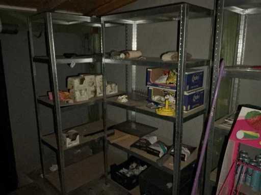 Rack Mecano et 1 petit écran / incluant les puces périmées (3x)