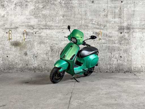 Piaggo Vespa Sprint Custom (Origineel-NL), DJH-28-Z