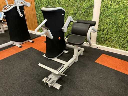 2018 eGym Back Extension