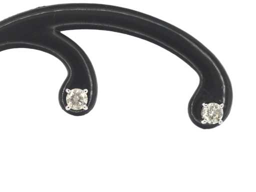 White gold solitaire earrings with natural brilliant cut diamonds