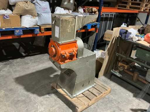 4G-100 L2 - Plastic granulator met Incor-Himmel motor