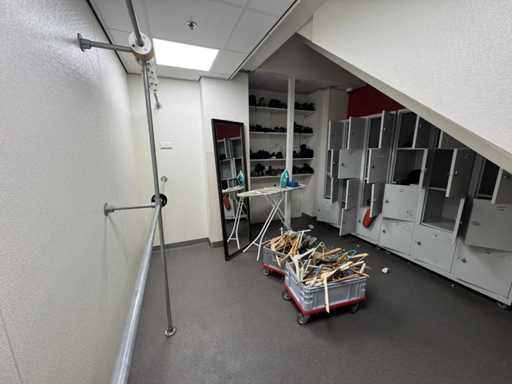 Zawarto?? przestrzeni