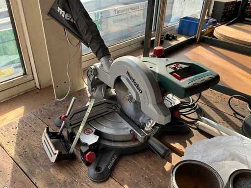 Metabo KS 216 M crosscut circular saw machine