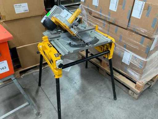 Piła kombiowa DeWalt DW743N