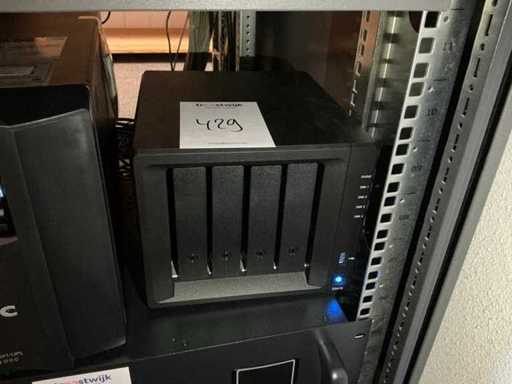 Synology DS418 NAS