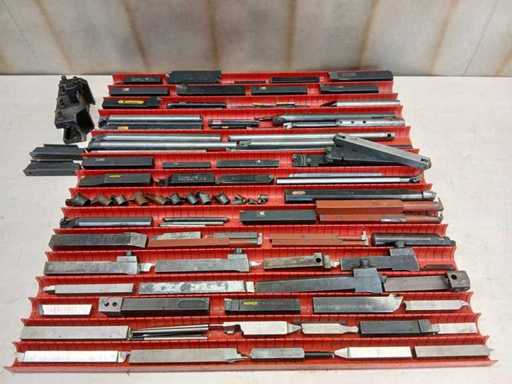 Kennametal, Sandvik Coromant, Seco Tools, Iscar, Hertel, Komet, Novex, Parat - Outillage de métallurgie / Assortiment d’outillage de tour - Porte-outils, barres d’alésage et outils de tournage variés