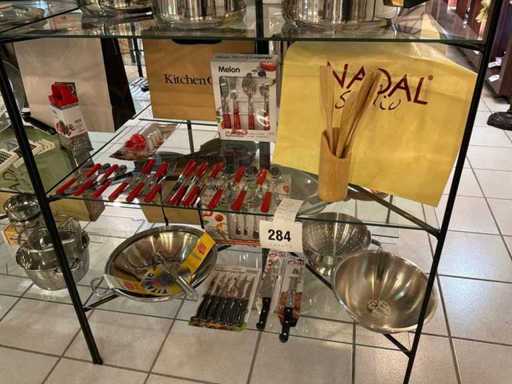 Cutlery and knife set