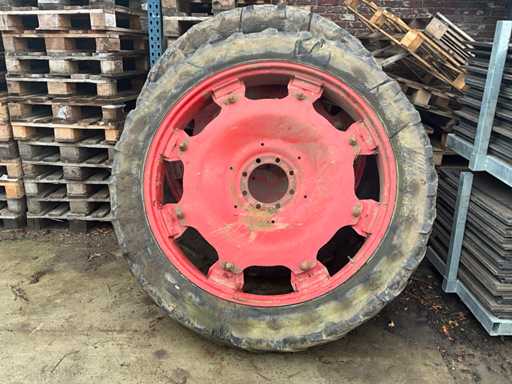 Michelin tire on rim (2x)