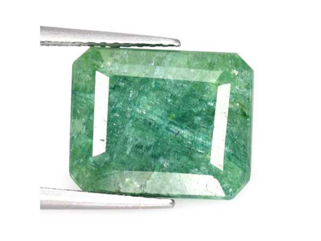 Natural Beryl (Green - Emerald type) 4.61 Carat