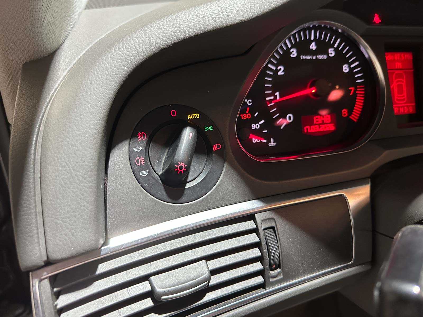 Audi A6 Avant 2.4 Pro Line 177pk 2008 (Origineel-NL), 64-ZD-ZL