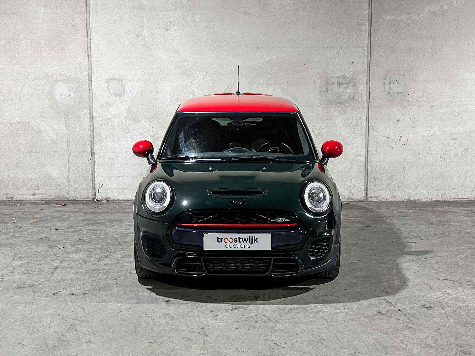 Mini John Cooper Works 2.0 F56 231pk 2015, SH-393-N