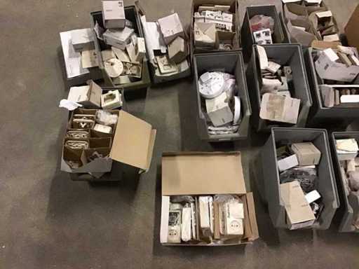 Dimmer e interruttori Gira