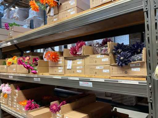 Lot de fleurs artificielles