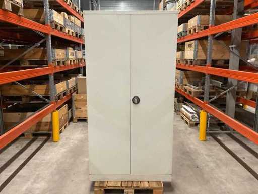 2-door cabinet