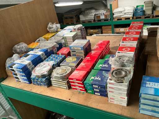 KML et BTC Large lote de divers paliers