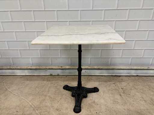 Marmeren tafel met Stalen onderstel