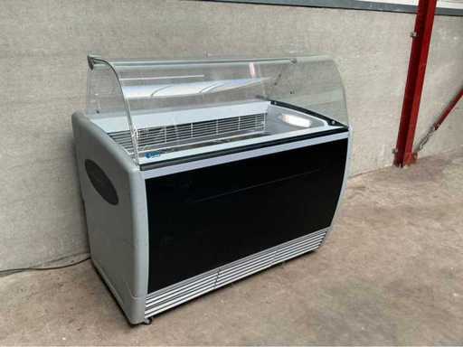 ISA - Vetrina per gelati